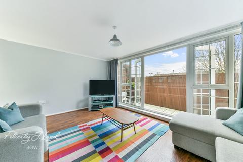 3 bedroom maisonette for sale - Ollerton Green, London