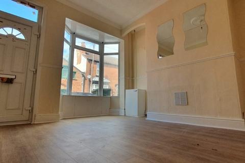 3 bedroom terraced house to rent, Gomer Street, Wolverhampton