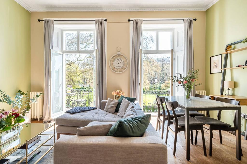 Royal Crescent, Holland Park, London... 1 bed flat for sale £895,000