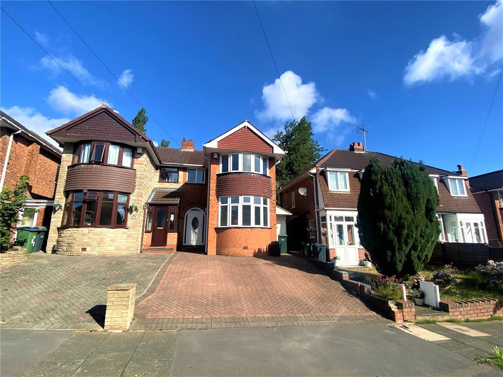 Apsley Road, Oldbury, Warley, West... 3 bed semidetached house £895
