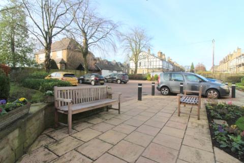 2 bedroom flat for sale - Street Lane, Leeds, West Yorkshire, UK, LS8