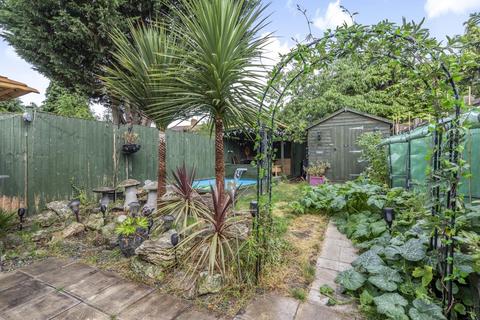 67 Brixham Road, Reading, RG2 7RB