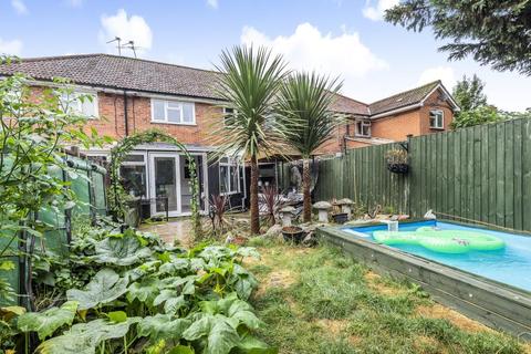 67 Brixham Road, Reading, RG2 7RB
