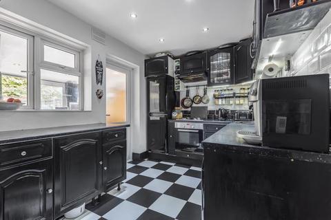 67 Brixham Road, Reading, RG2 7RB