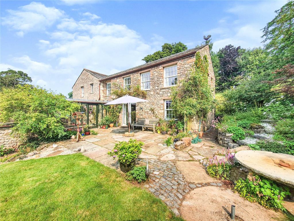 Winton, Kirkby Stephen, Cumbria, CA17 4 bed detached house for sale £