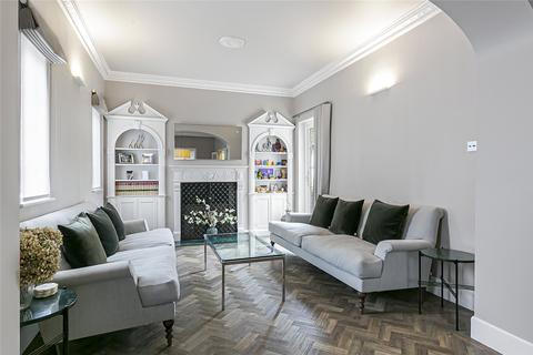 undefined, Camlet Way, Hadley Wood, EN4