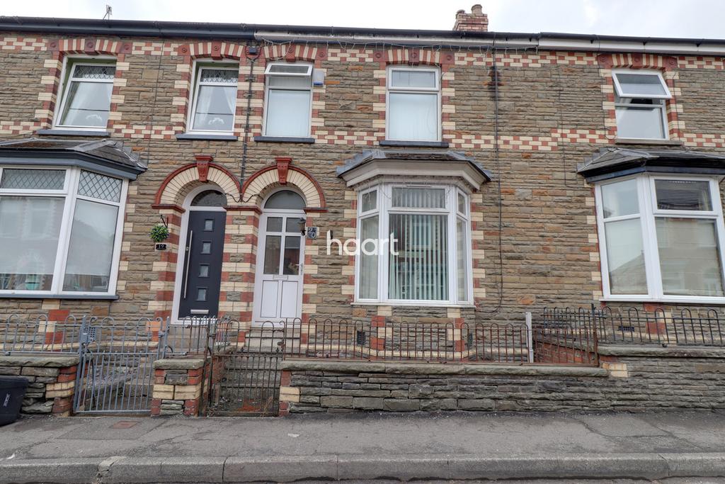 Rosser Street, Pontypool 2 bed terraced house £145,000