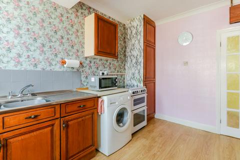 64 Albany Road, Enfield, EN3 5UE