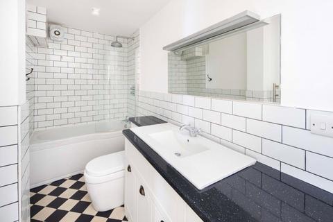 2 bedroom flat to rent, The Terrace, Old Ford Road, Bethnal Green, London, E2