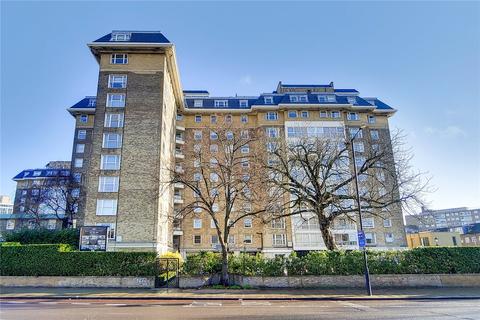 3 bedroom apartment to rent, St Johns Wood Park, London, NW8