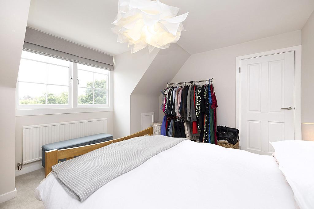 Double Bedroom 1