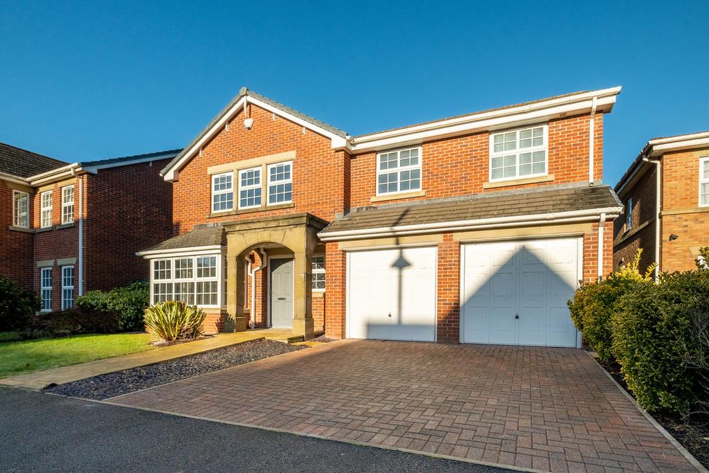 Victory Boulevard, Lytham, FY8 4 bed detached house for sale £625,000