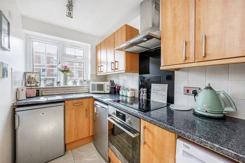 47 Cromwell Close, London, W3 6BN