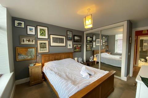 undefined, Edina Place, Leith, Edinburgh, EH7
