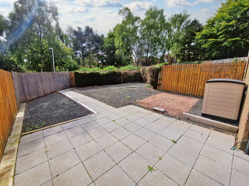 House in Glenrothes, Fife - View 4