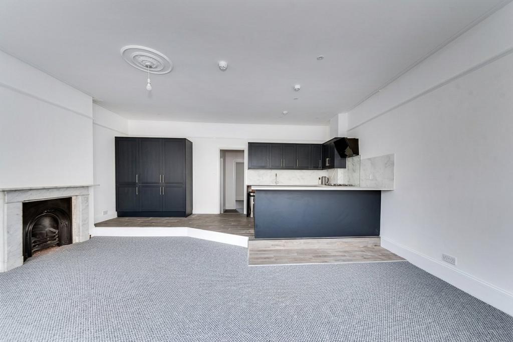 Apartment in East Sussex - View 3