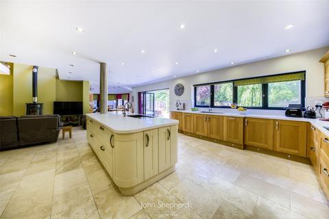 6 bedroom detached house for sale - Norton Lane, Earlswood, Solihull, B94