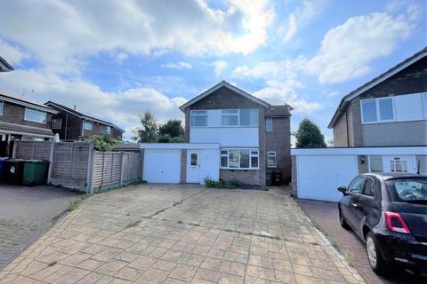 40 Brampton Drive, Cannock, WS12 2DT