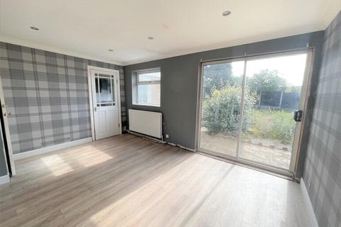 40 Brampton Drive, Cannock, WS12 2DT