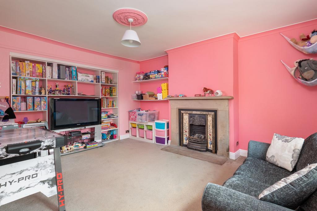 Sitting room, Escott House
