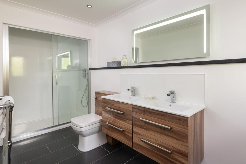 Bathroom, Escott House