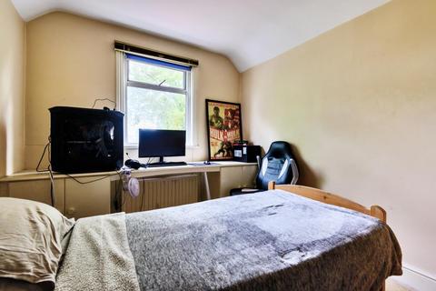 14 Alfred Road, Feltham, TW13 5DJ