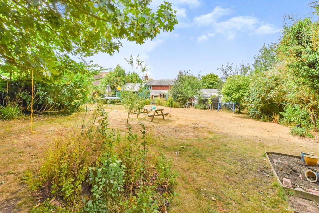 Lavenham Road, Great Waldingfield... 3 bed cottage £325,000