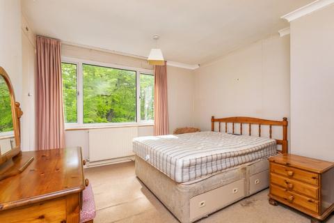 17 Langton Close, Winchester, SO22 6RJ
