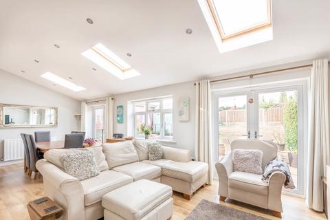 28 Cockshutt Road, Sheffield, S8 7DX