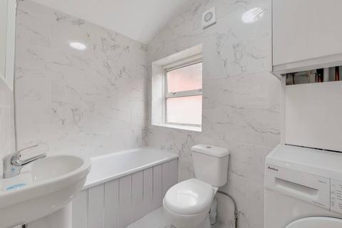192a Neville Road, London, E7 9QN