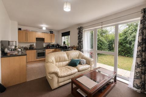 1 bedroom apartment to rent, Tarrant Court, Ingleside Drive, Stevenage