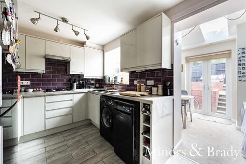 14 Bramble Close, Drayton, Norwich, NR8 6AZ