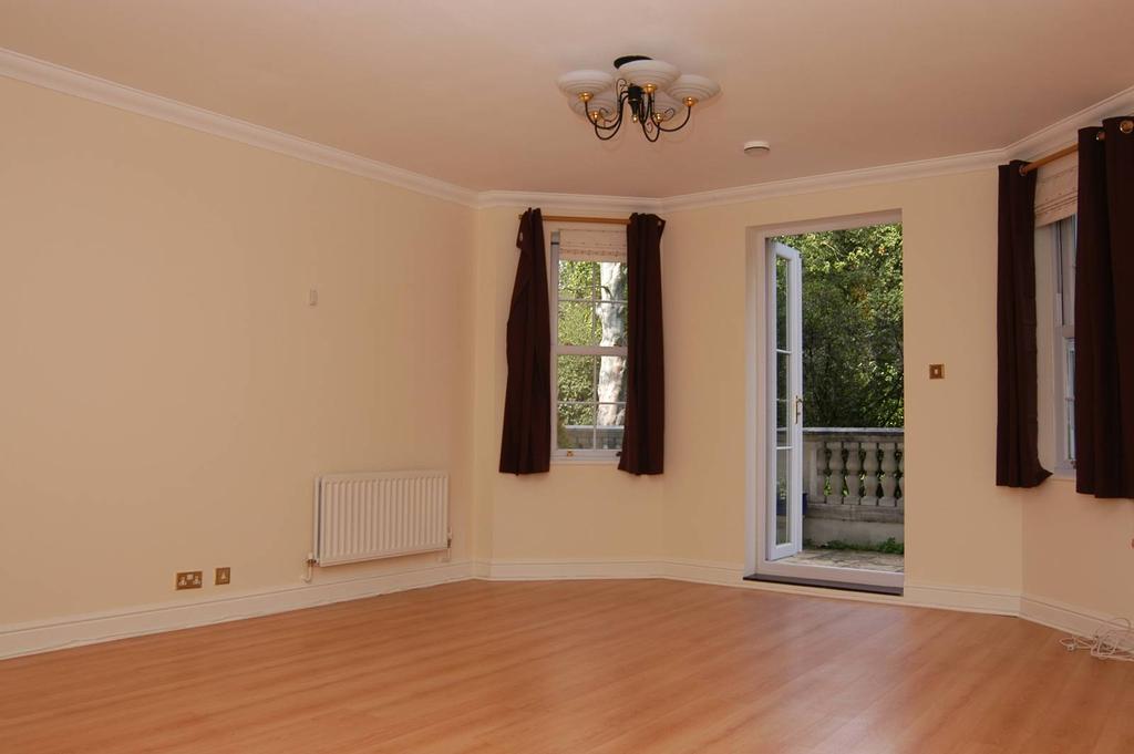 Chapman Square, Wimbledon, London, SW19 2 bed flat £2,500 pcm (£577 pw)