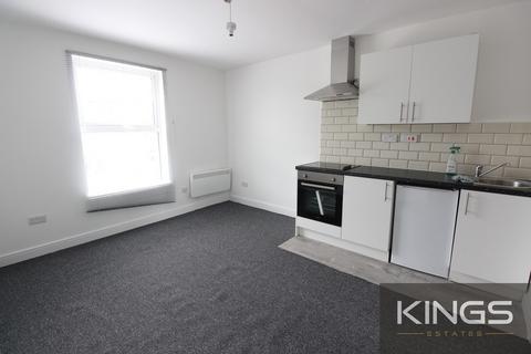 2 bedroom flat to rent, Victoria Road, Southampton