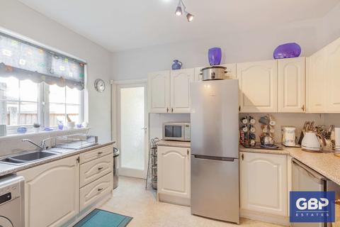 45 Albert Road, Romford, RM1 2PS