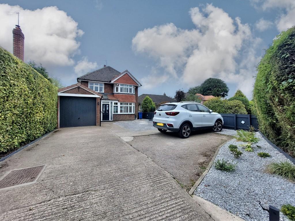 Racecourse Road, East Ayton 3 bed detached house for sale £365,000