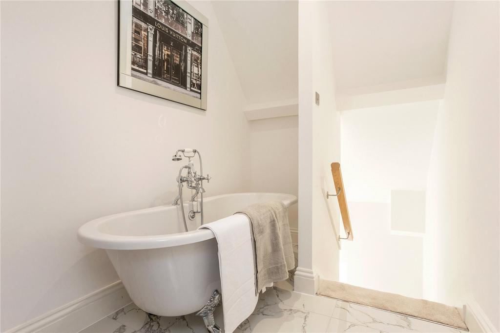 Ensuite Bath