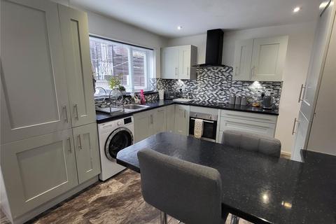 10 Blueberry Drive, Shaw, Oldham, OL2 8HP