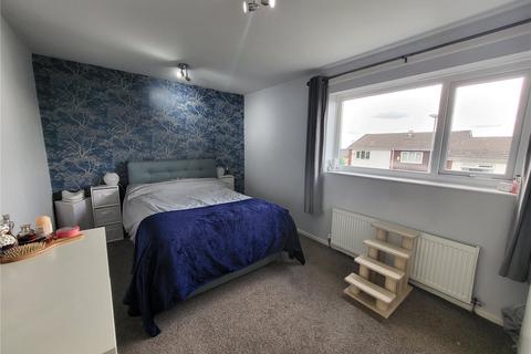 10 Blueberry Drive, Shaw, Oldham, OL2 8HP