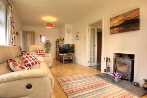 1 Barcroft Crescent, Wrantage, Taunton, TA3 6DD