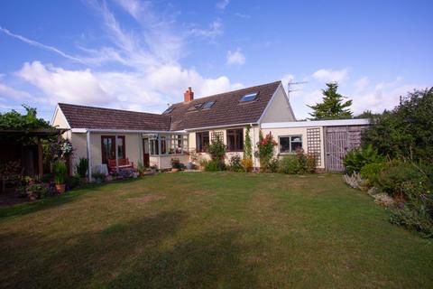 1 Barcroft Crescent, Wrantage, Taunton, TA3 6DD