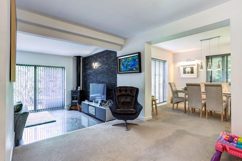 Split level lounge b