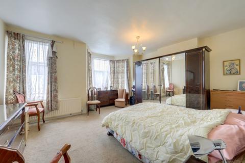 1 Wellmeadow Road, Catford, London, SE13 6SY