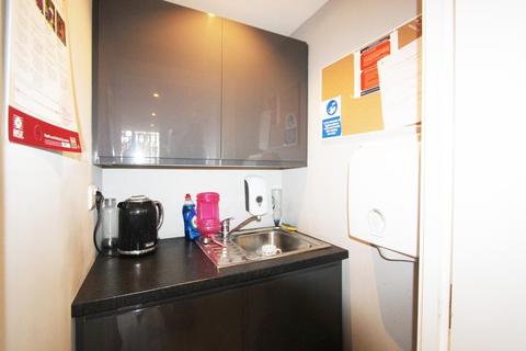 Property to rent - Portland Road, Hove, East Sussex, BN3 5DP
