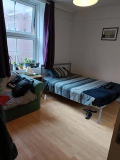 2 bedroom flat to rent, Matilda House, St Katherines Way, Wapping, London, E1W 1LF