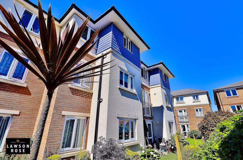 Alverstone Road, Southsea 1 bed retirement property for sale £135,000