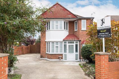 5 bedroom detached house to rent, Underne Avenue, Southgate, London N14