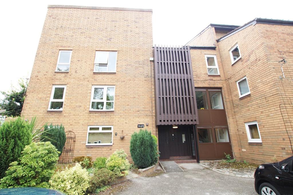Campion Close, Birchwood, Warrington, WA3 2 bed flat £90,000