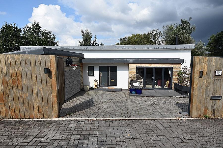 Aspen Close, Exeter, EX2 4 bed detached house £850,000