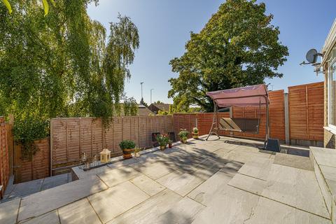 16 Ryarsh Crescent, Orpington, BR6 9SQ